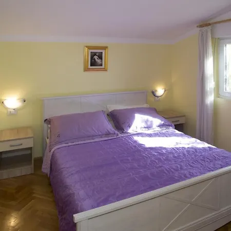 公寓 By The Sea Mavarstica, Ciovo - 12696 *