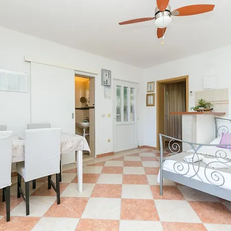 Apartment By The Sea Mavarstica, Ciovo - 12696 Trogir